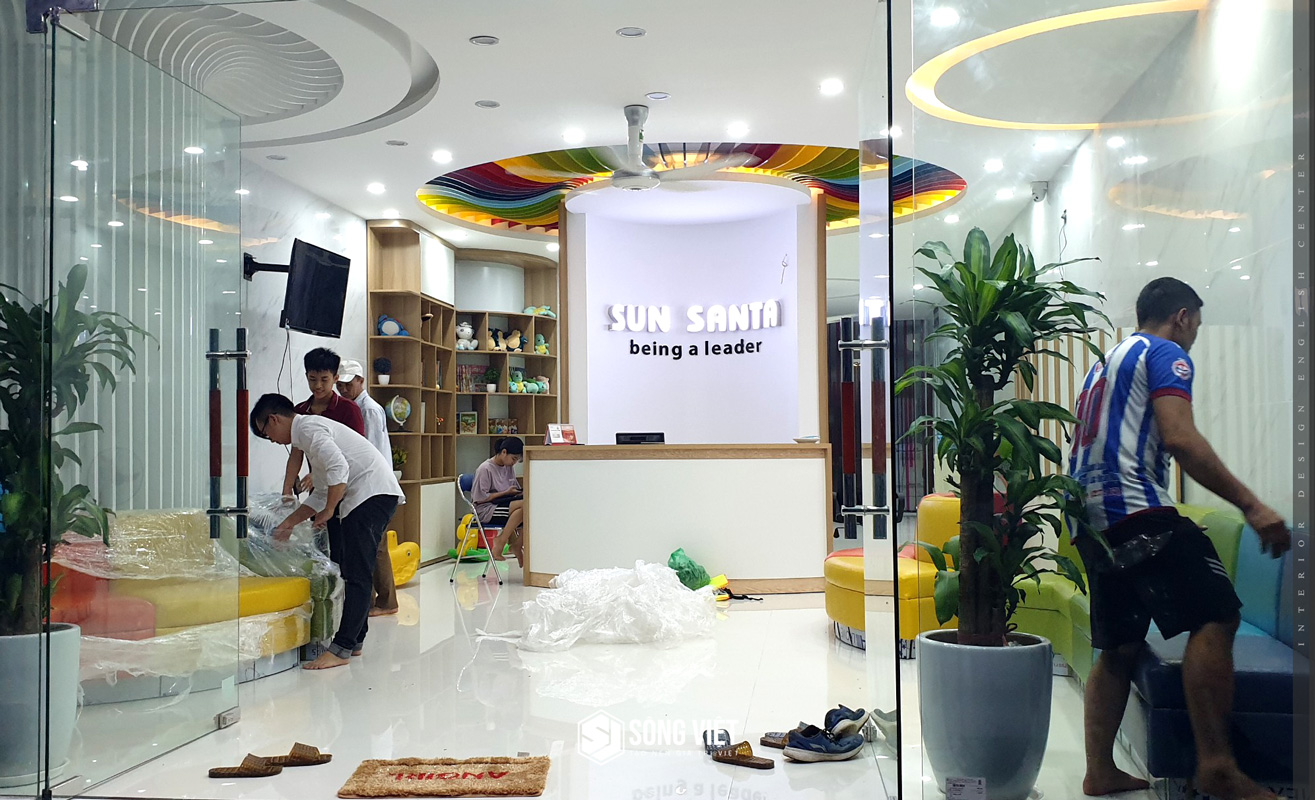 thi-cong-trung-tam-anh-sun-santa-truong-yen-ngu-noi-that-song-viet