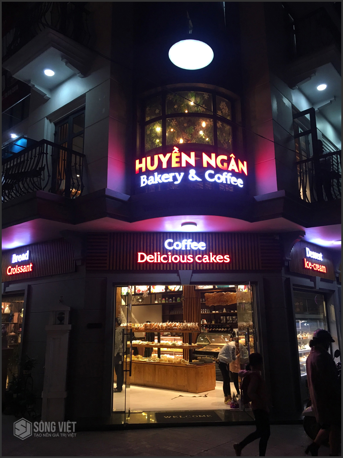 huyen-ngan-bakery-noi-that-song-viet